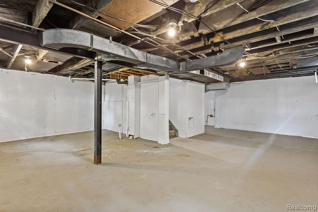 7344 WESTWOOD Street, Detroit, MI 48228 — Photo 20