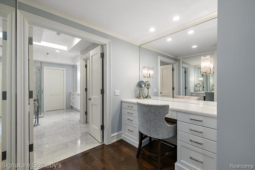 200 Woodland Villa Court, Birmingham, MI 48009 — Photo 35