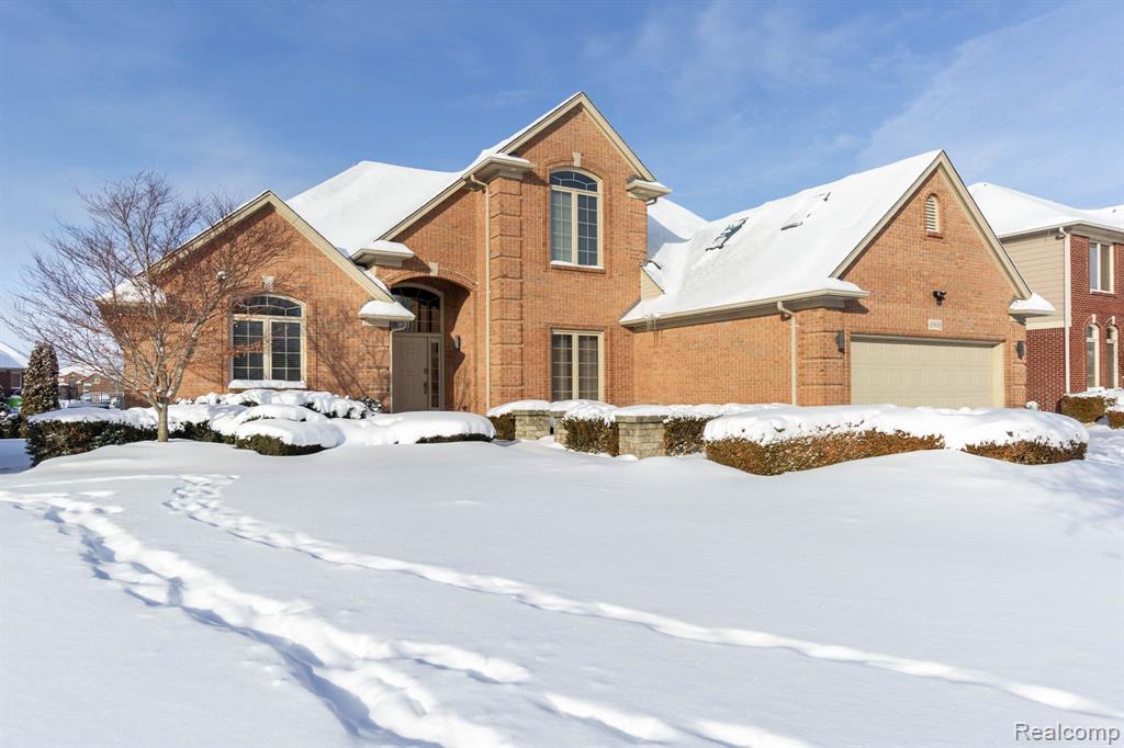 49683 Yale Drive, Macomb, MI 48044 — Photo 2