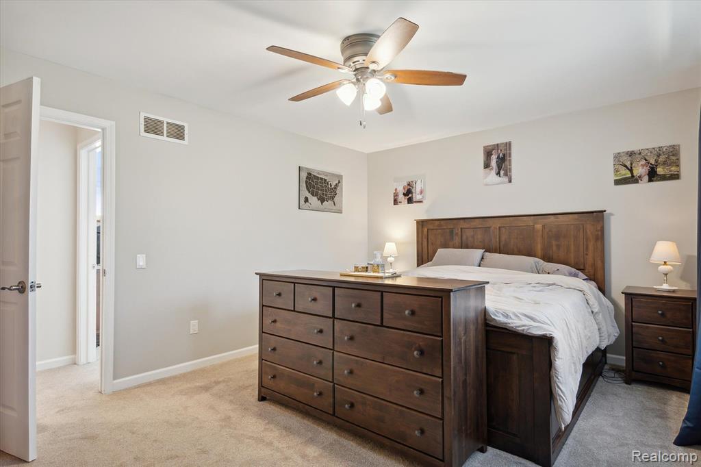 8979 BROUGHAM Drive, Sterling Heights, MI 48312 — Photo 35