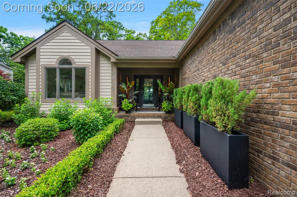 5083 Timber Cove Circle, Clarkston, MI — Photo 7