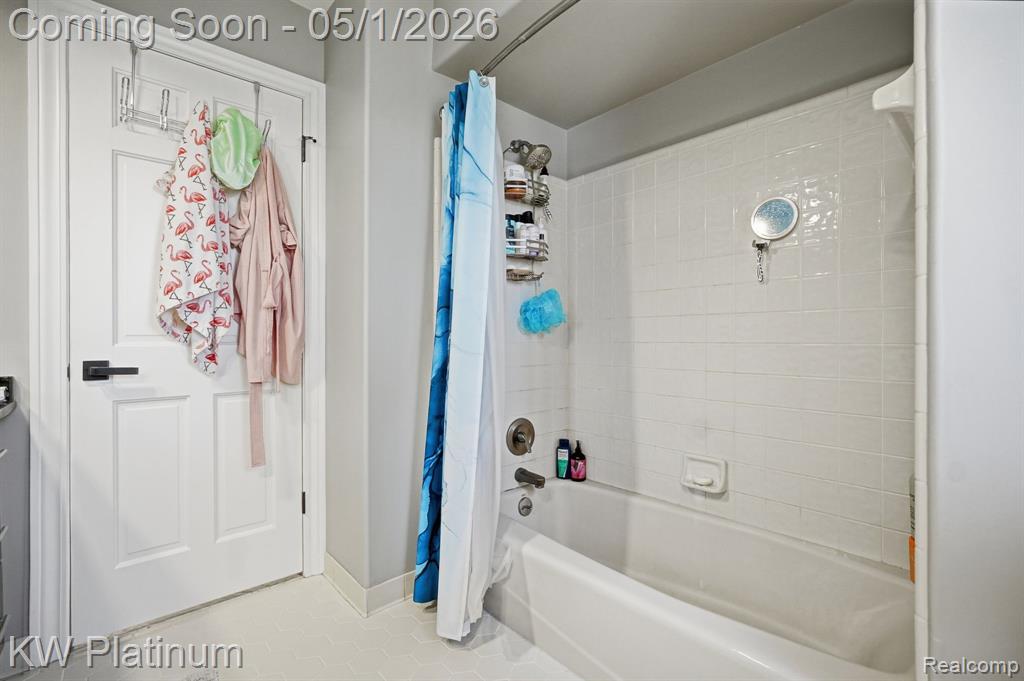 2739 Riverside Drive, Port Huron, MI 48060 — Photo 38