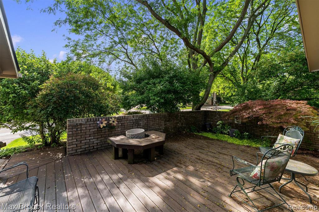 4159 Foxpointe Drive, West Bloomfield, MI 48323 — Photo 4
