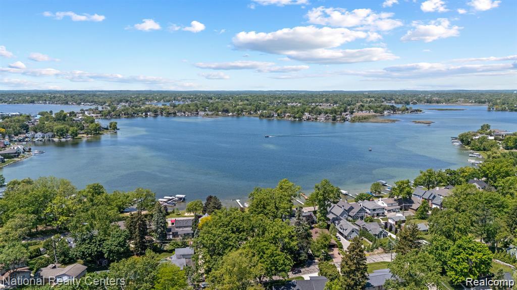 1938 Beverly Street, Keego Harbor, MI 48320 — Photo 50