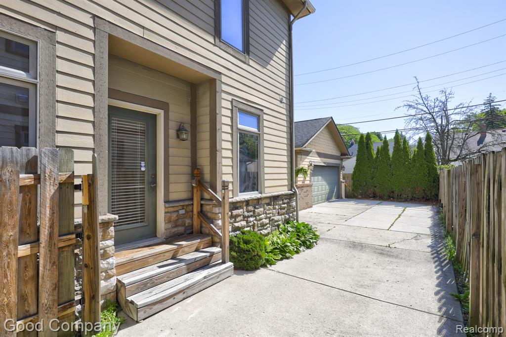 721 S Kenwood Avenue, Royal Oak, MI 48067 — Photo 43