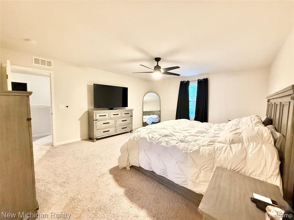 6079 Regency Drive, Burton, MI 48519 — Photo 25