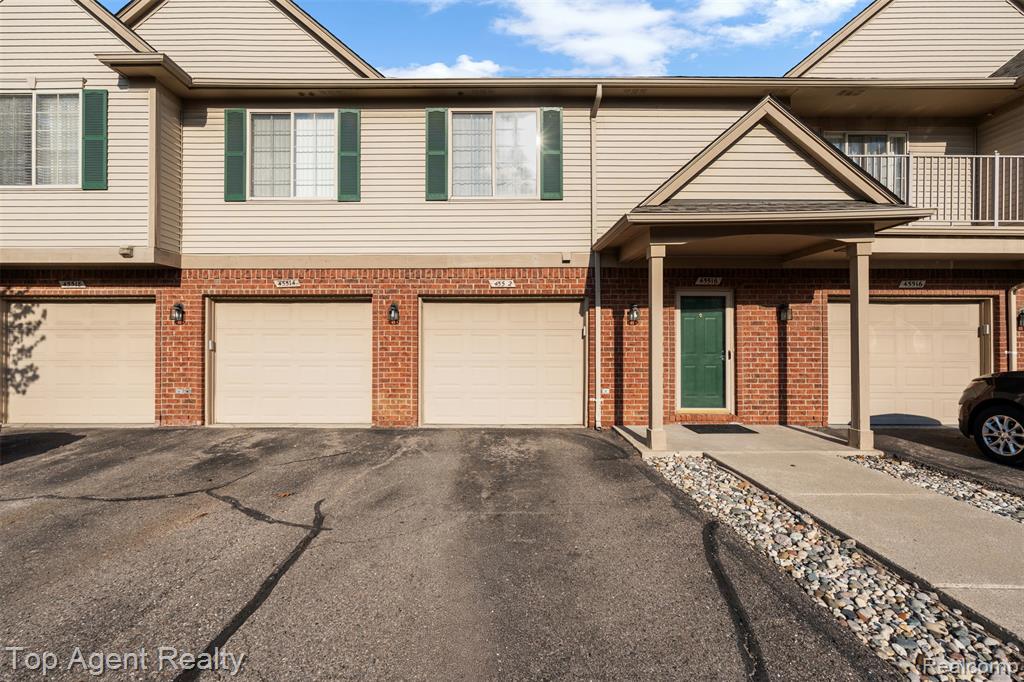 45512 Hidden View Court, Utica, MI 48315 — Photo 25