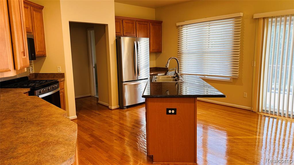 7655 JEWELL Ter, West Bloomfield, MI 48323 — Photo 10