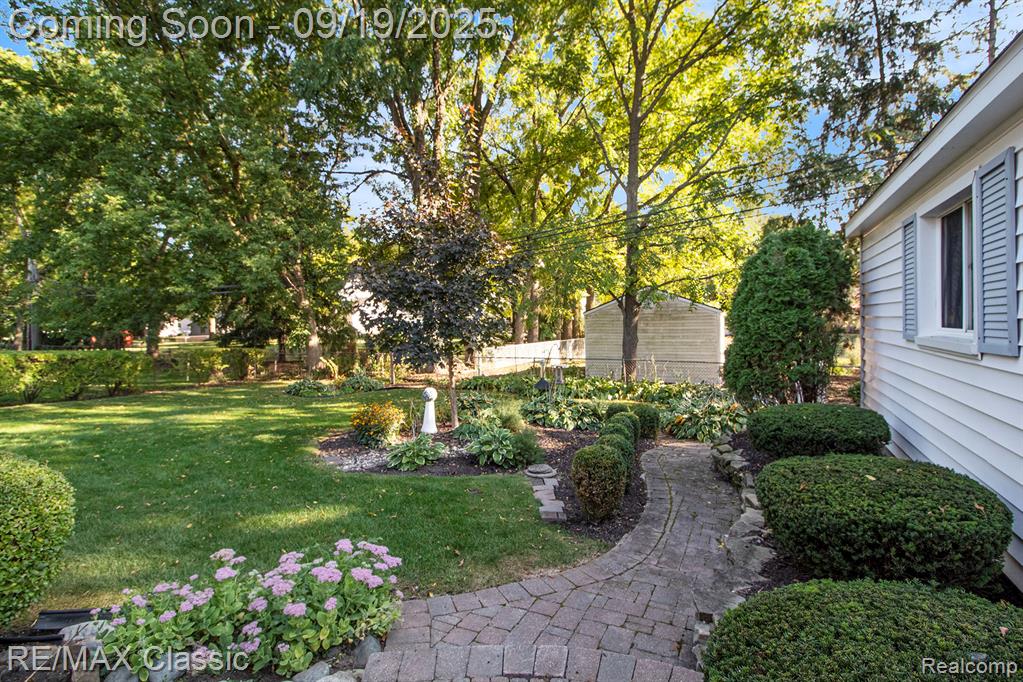 42245 Hammill Lane, Plymouth, MI 48170 — Photo 34