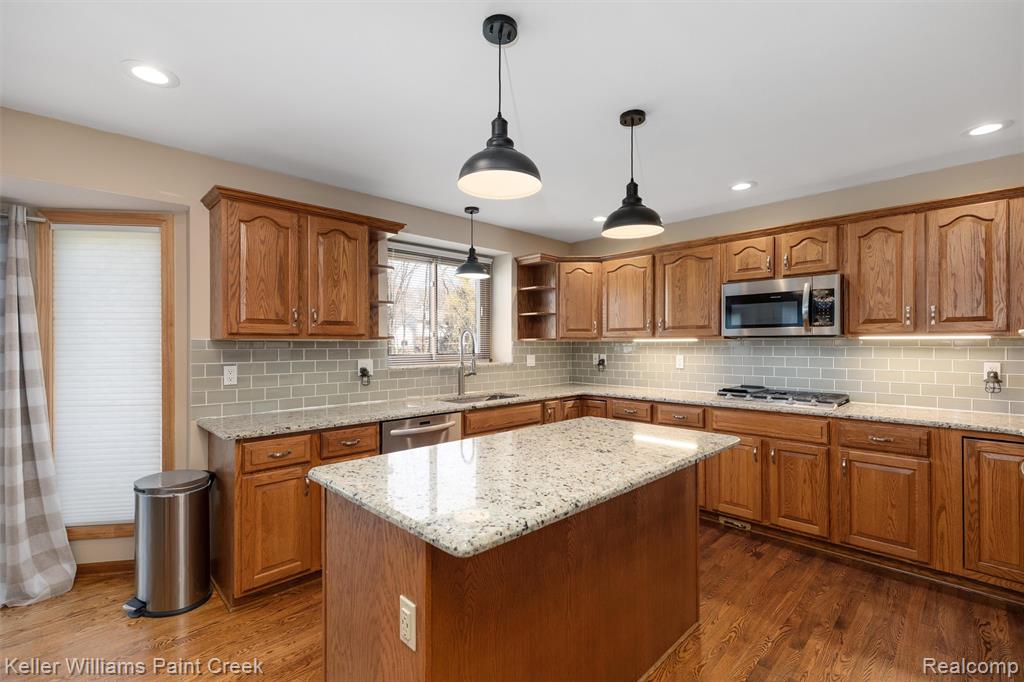 14765 Sparrow Drive, Shelby Twp, MI 48315 — Photo 16