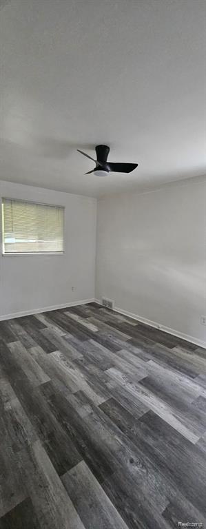 8055 Plainview Avenue, Detroit, MI 48228 — Photo 6