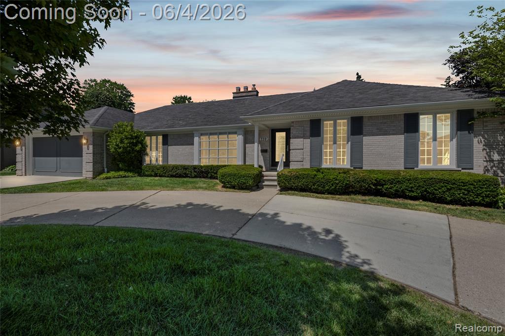 739 Ballantyne Road, Grosse Pointe Shores, MI 48236 — Photo 4