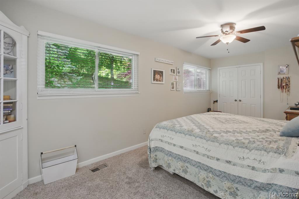 4371 Waverly Drive, Waterford, MI 48329 — Photo 13
