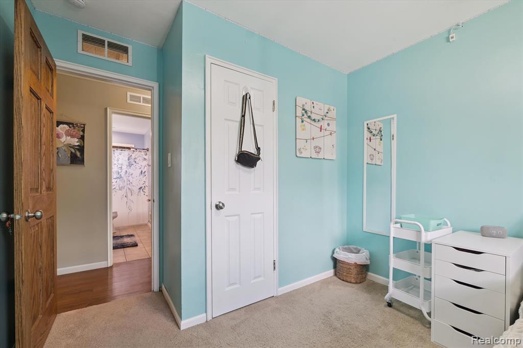 7474 Lathers Street, Westland, MI — Photo 29