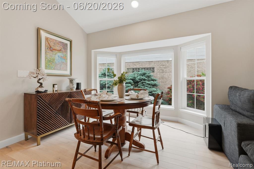814 Whisperwood Drive, Fenton, MI 48430 — Photo 9