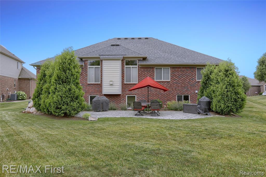 62868 Franklin Park Drive, Washington, MI — Photo 32