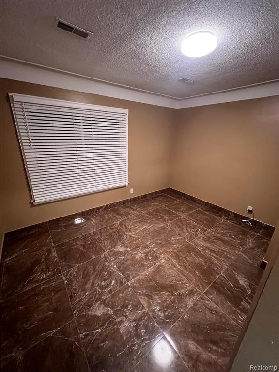 7723 Calhoun Street, Dearborn, MI 48126 — Photo 10