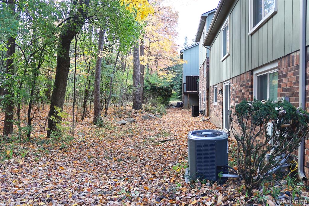 4085 JUSTIN, Bloomfield Hills, MI 48302 — Photo 2