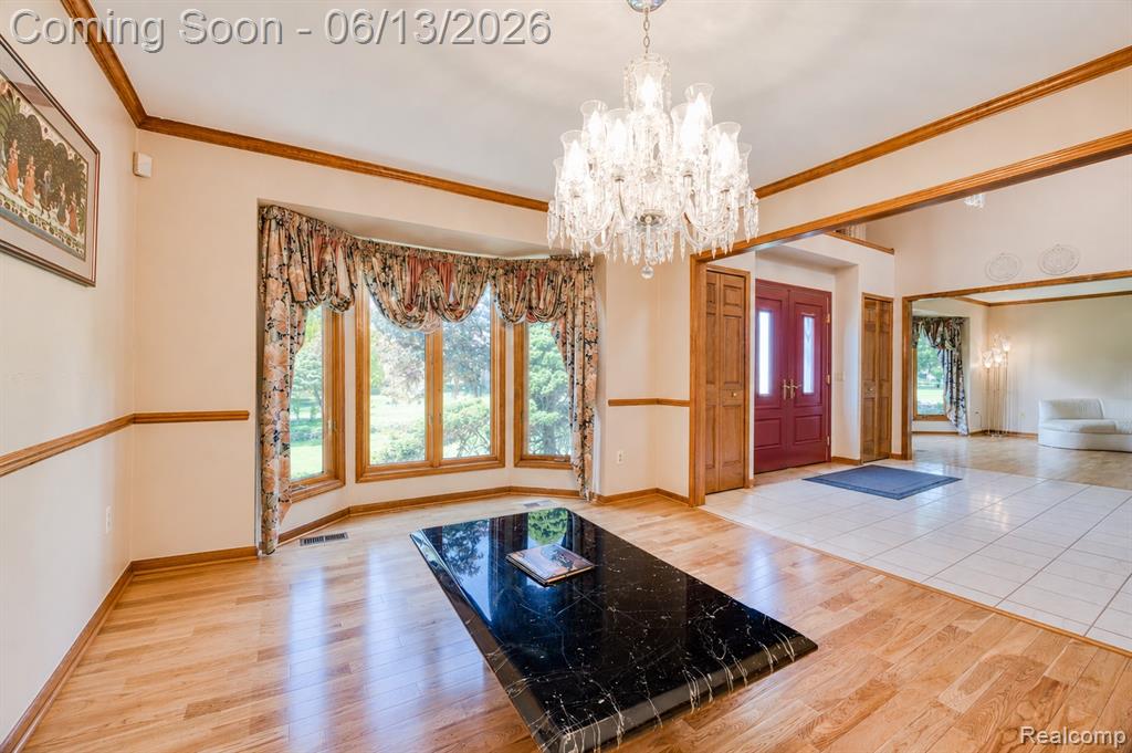 29342 Strathmore Drive, Farmington, MI 48331 — Photo 9