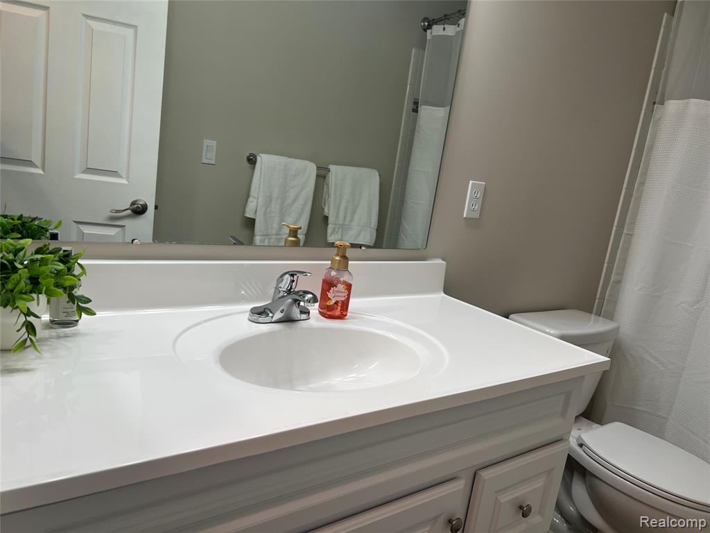 1861 N Arbor Way Drive, 26, Canton, MI 48188 — Photo 14