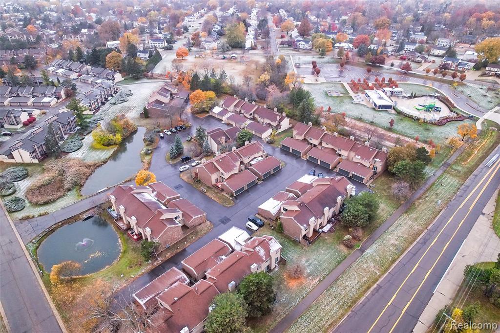 6265 Potomac Circle, West Bloomfield, MI — Photo 56