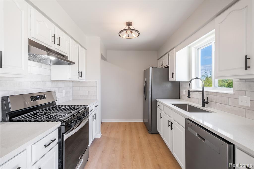 3104 W Baldwin Road, Grand Blanc, MI 48439 — Photo 2