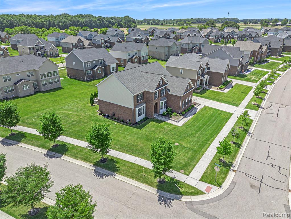 51021 Laurel Park, Canton, MI 48188 — Photo 43