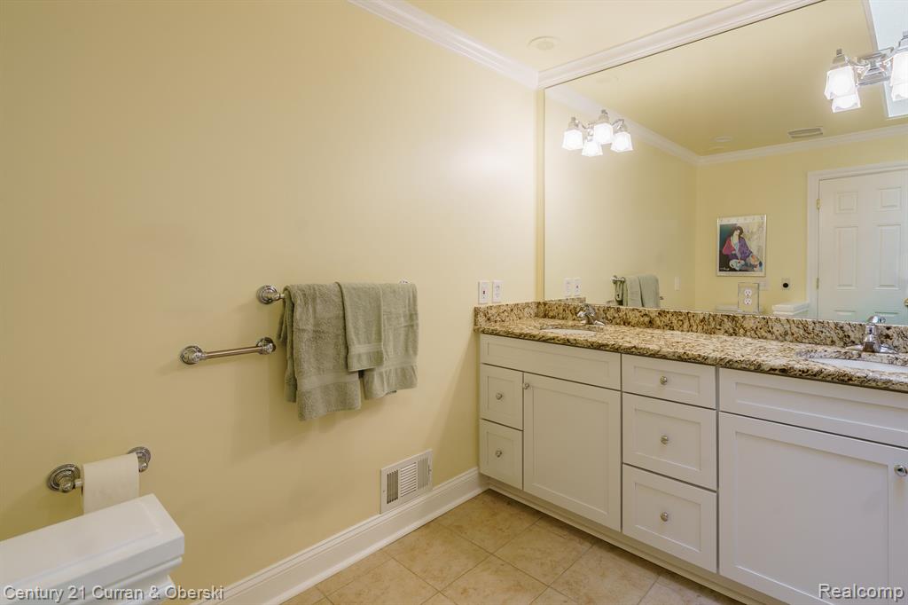 439 COVINGTON Court, Northville, MI 48168 — Photo 38