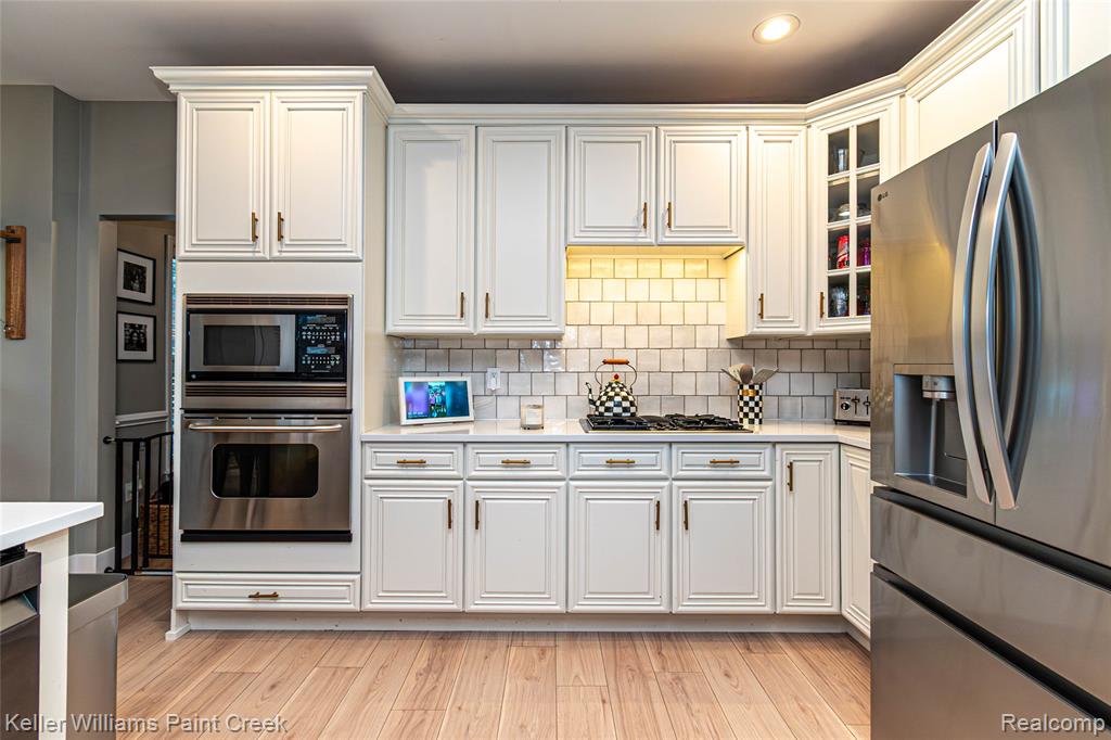 877 Wynstone Circle N, Oakland, MI — Photo 21