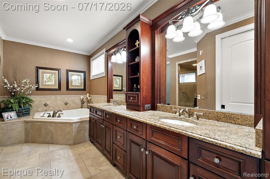 565 Shady Oaks Street, Lake Orion, MI 48362 — Photo 53
