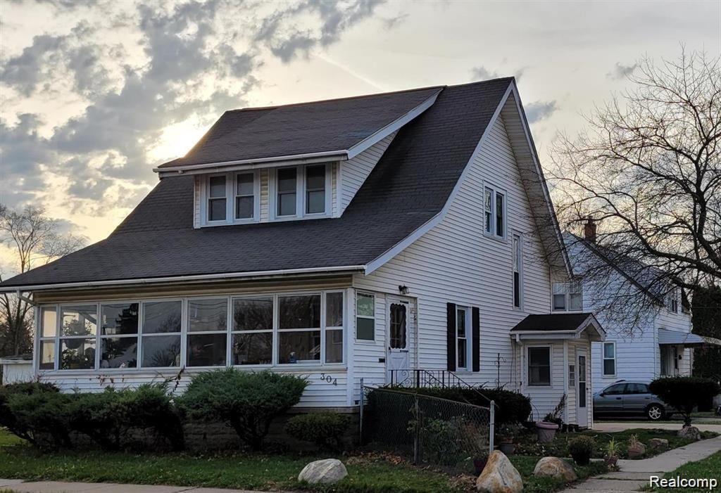 304 ECORSE Road, Ypsilanti, MI 48198