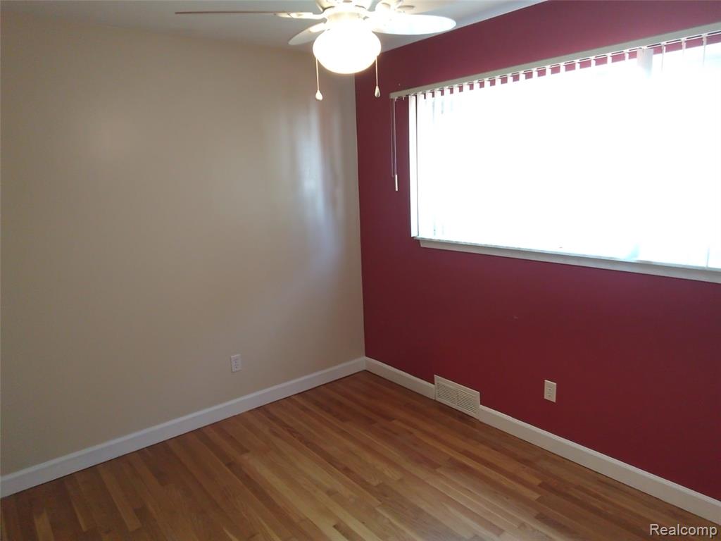 8283 Christine Street, Warren, MI 48093 — Photo 14