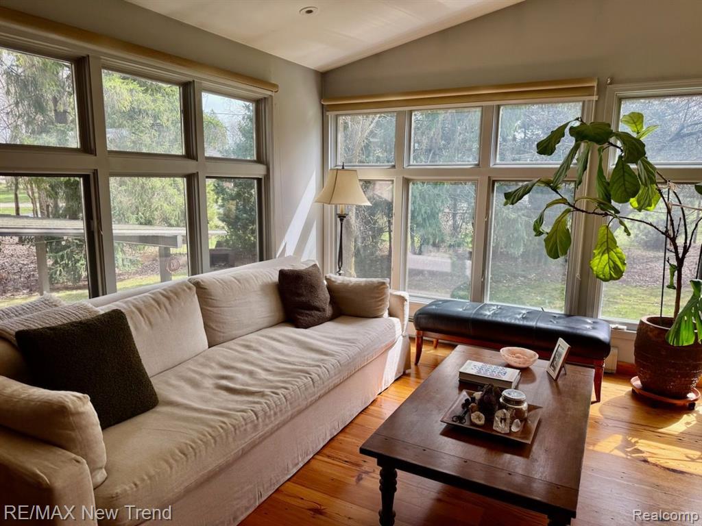 5939 DARB LAKE Drive, West Bloomfield, MI 48324 — Photo 9