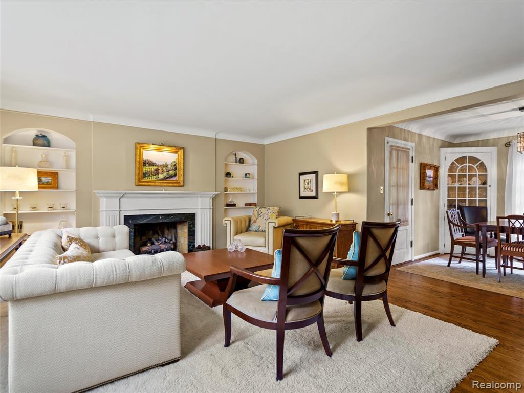 683 Lincoln Road, Grosse Pointe, MI 48230 — Photo 6