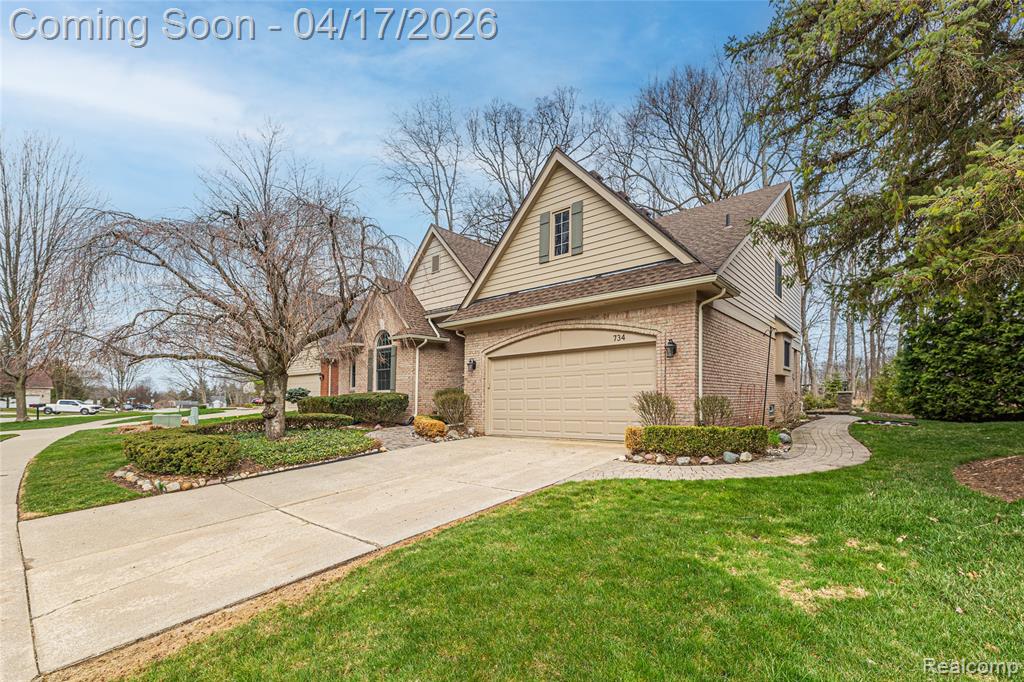 734 Lake Ridge Road, Rochester Hills, MI 48307 — Photo 46