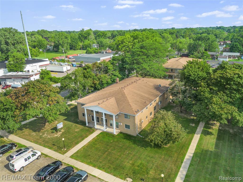 26305 W 7 Mile Road, 101, Redford, MI 48240