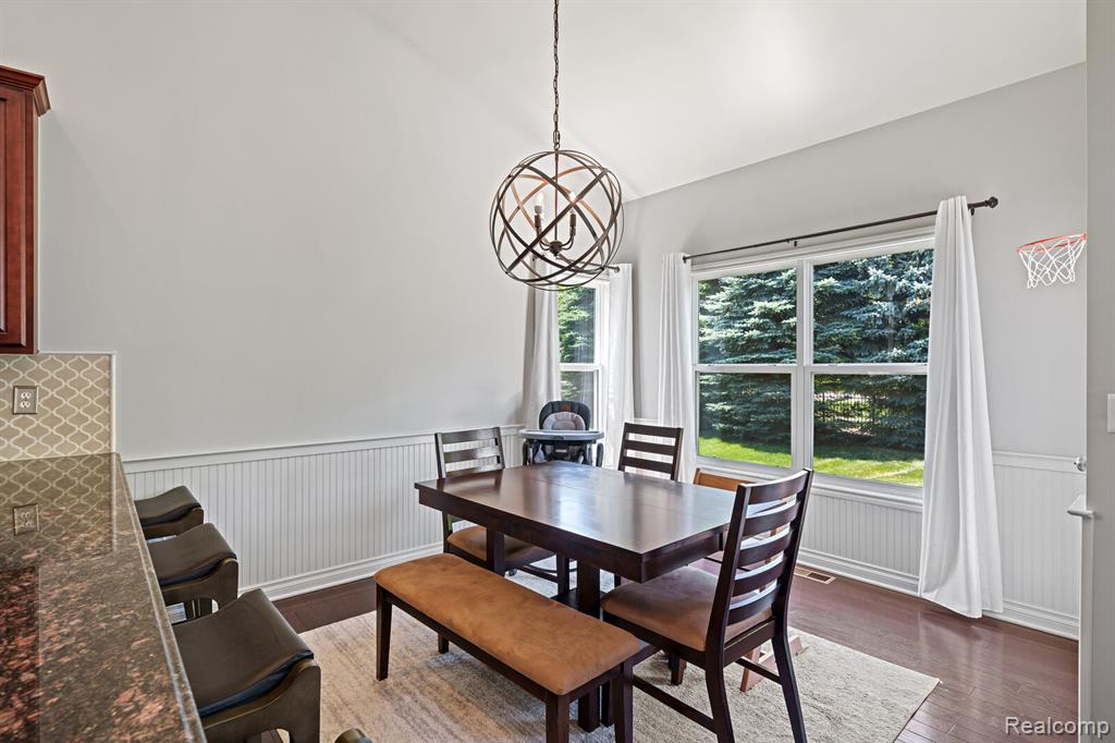 48073 Flatbush Circle, Macomb, MI 48042 — Photo 20