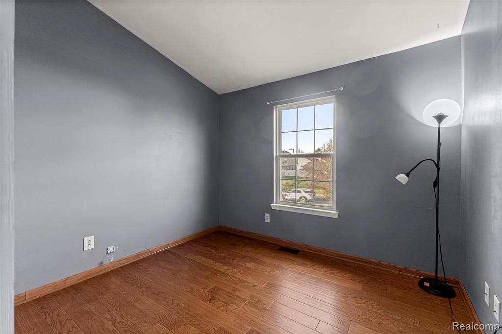 7595 Streamwood Drive, Ypsilanti, MI 48197 — Photo 19