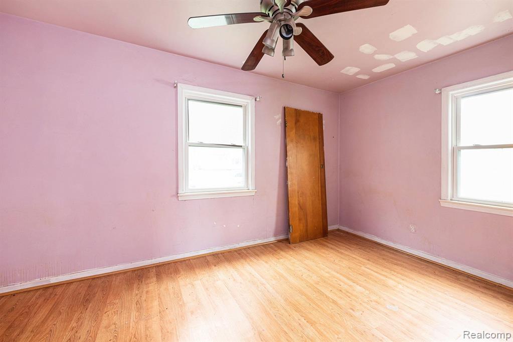 1300 S BEATRICE Street, Detroit, MI 48217 — Photo 7