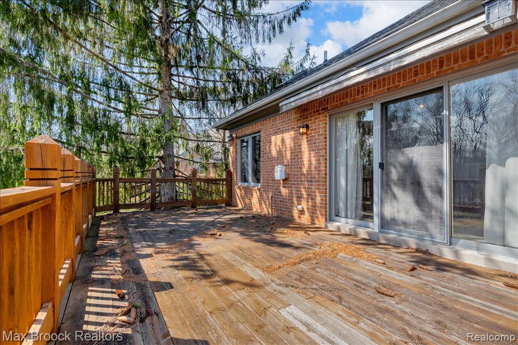 11633 Lorenz Way, Plymouth, MI 48170 — Photo 60