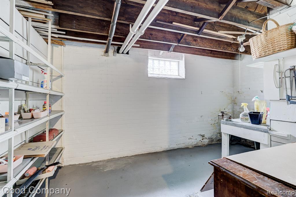515 W Golden Gate, Highland Park, MI 48203 — Photo 51