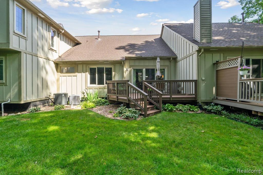 2736 MAPLE FOREST Drive, Wixom, MI 48393 — Photo 31