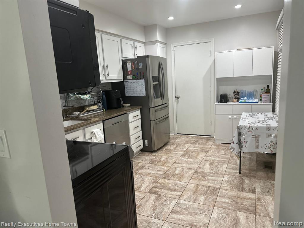 8212 CLAY, Sterling Heights, MI 48313 — Photo 20