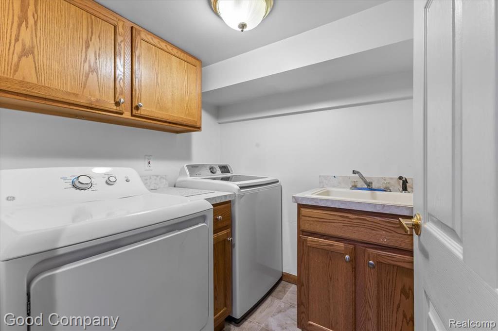 5535 Harvard Road, Detroit, MI 48224 — Photo 17
