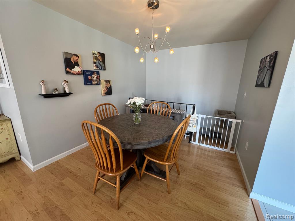 2774 Roundtree Drive, Troy, MI 48083 — Photo 11