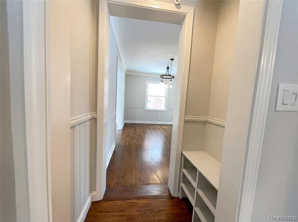 1912 Littlestone Road, Grosse Pointe Woods, MI 48236 — Photo 14