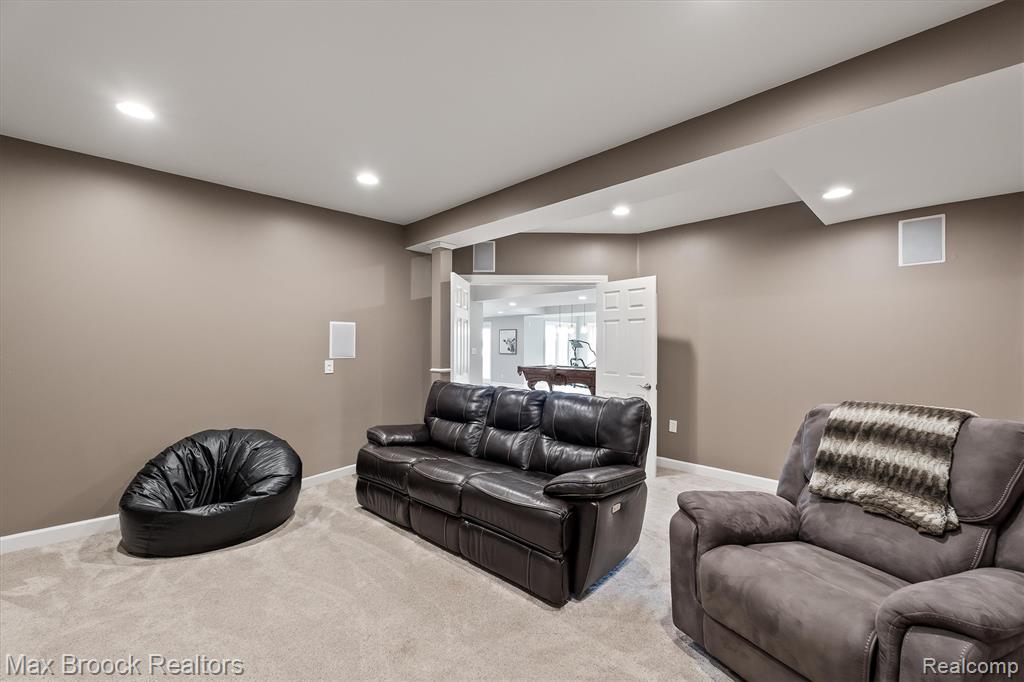 398 Shrewsbury Drive, Clarkston, MI 48348 — Photo 75