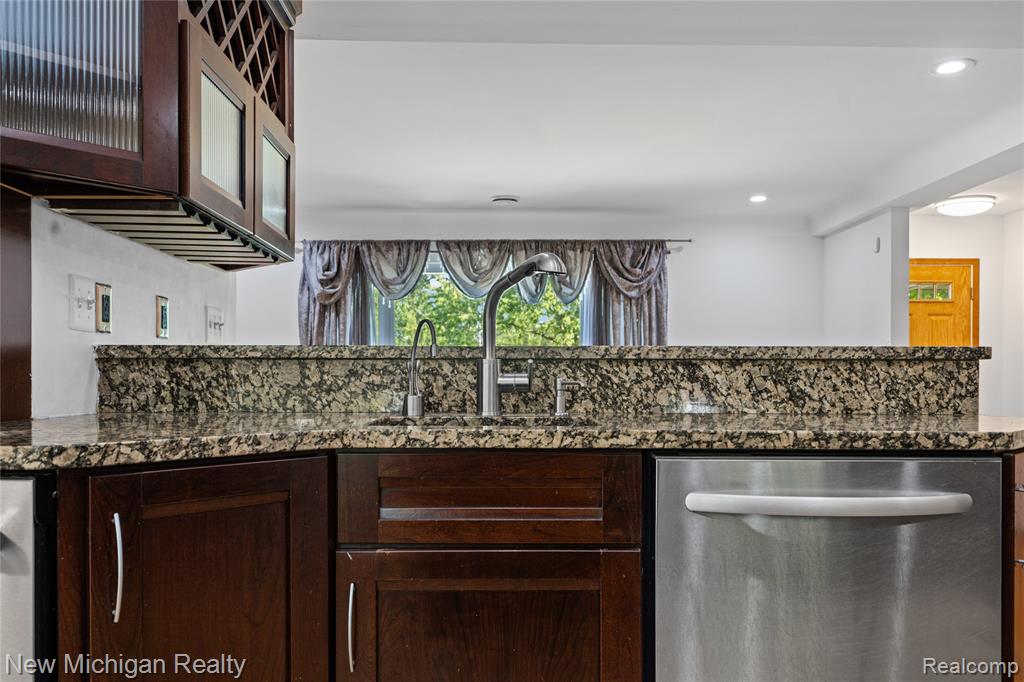 8359 Chicago Road, Warren, MI 48093 — Photo 21