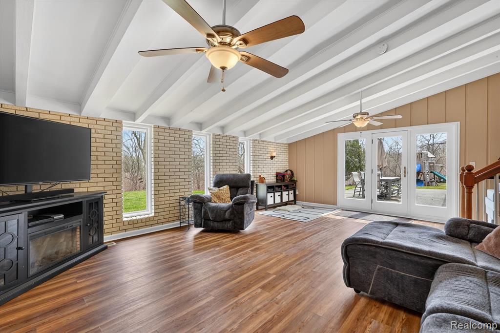 871 Windemere Drive, Brighton, MI 48114 — Photo 14