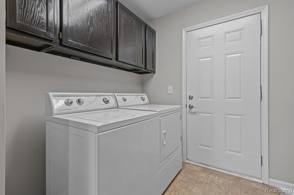 48720 HANFORD Road, Canton, MI 48187 — Photo 16